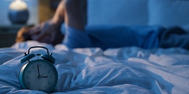失眠怎麼改善？找出睡不著原因，從日常調整生活習慣與作息！(1)